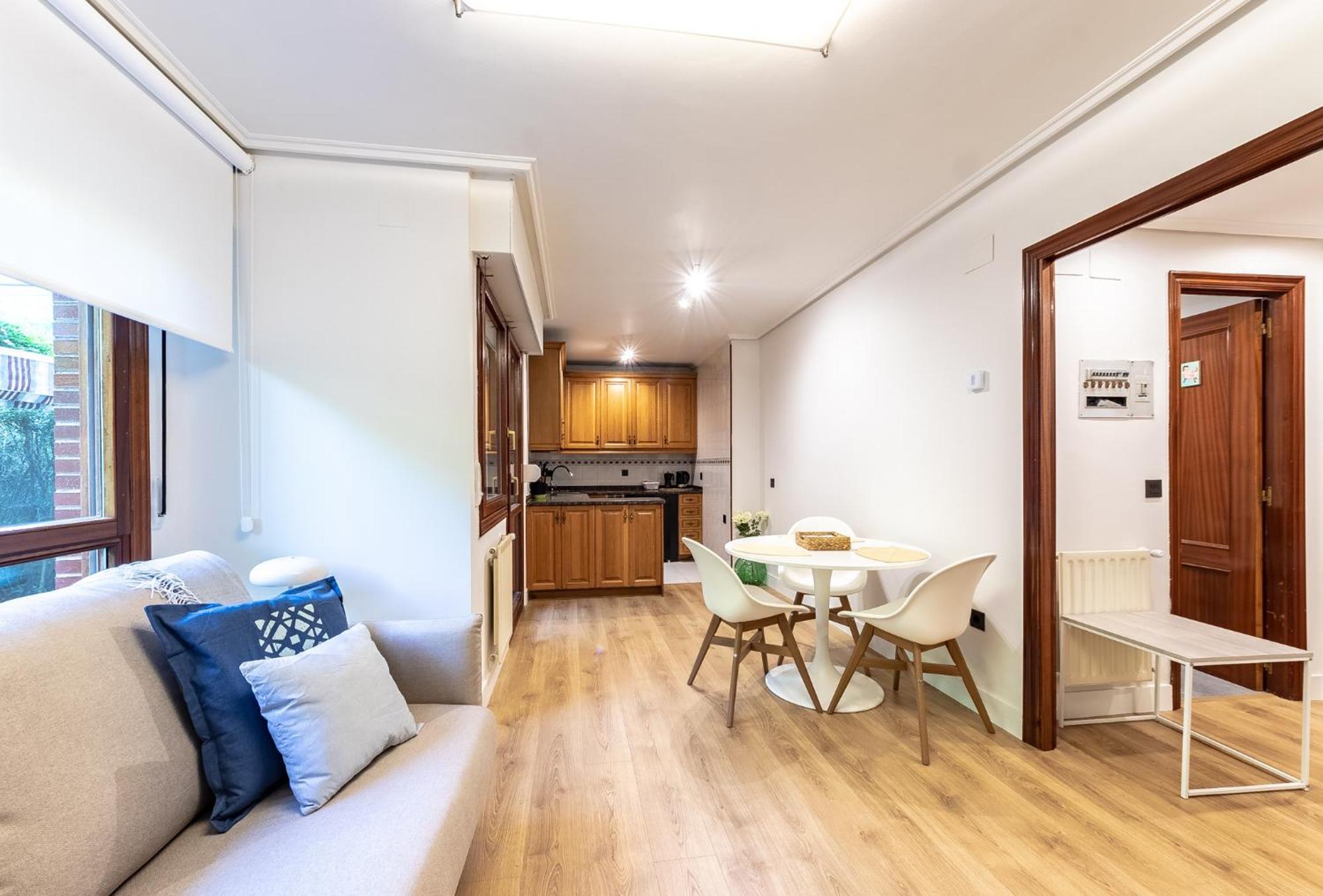 Eguzkilore Txokoa Y Parking Free Apartamento Bilbau